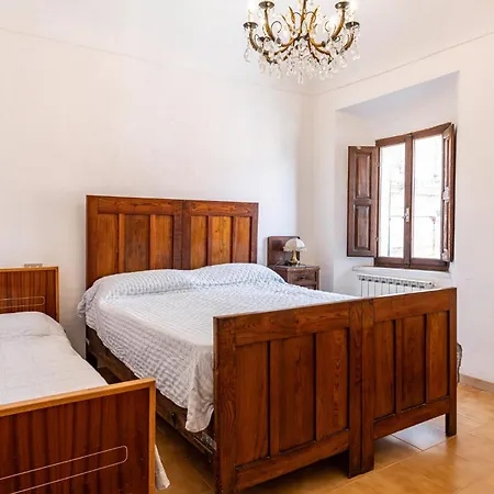 Lägenhet Guesthost - Casa Battazzi Peglio (Pesaro and Urbino)
