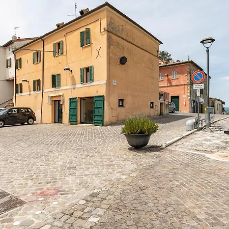 Guesthost - Casa Battazzi