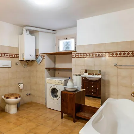Guesthost - Casa Battazzi Lägenhet